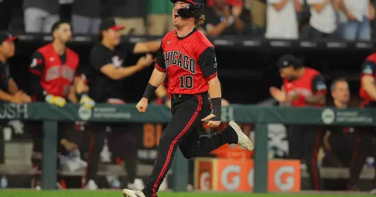 Chase Meidroth stars as the White Sox beat the Dodgers 8-2 in matchup of division leaders