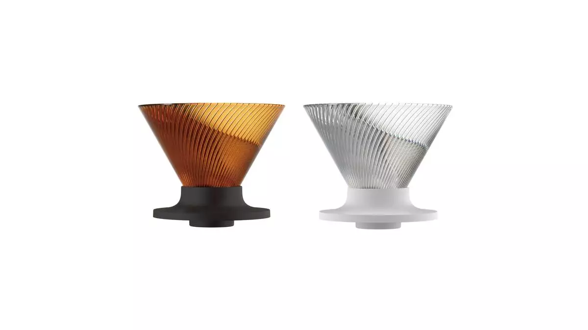 The V60 Dripper NEO Amber (left) and the Transparent (right), launching globally on June 25. (Credit: HARIO©）