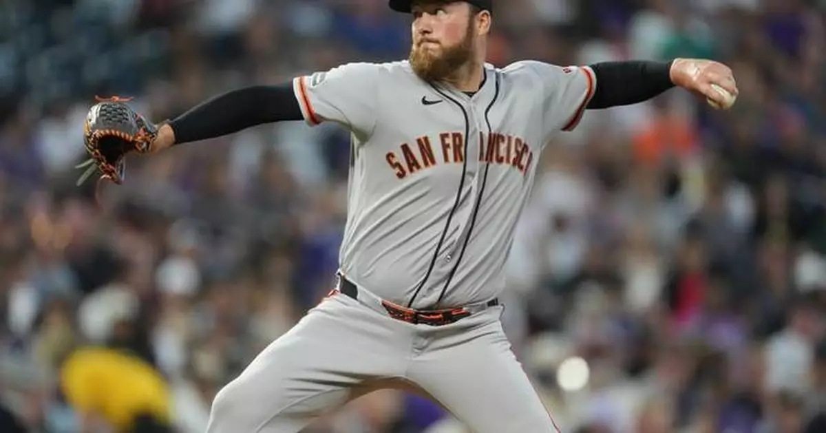 Giants reliever Matt Gage goes on injured list with right knee inflammation