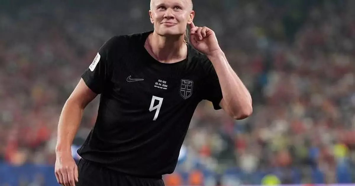 Erling Haaland scores 2 more goals and Norway beats Senegal 3-2 to reach World Cup round of 32
