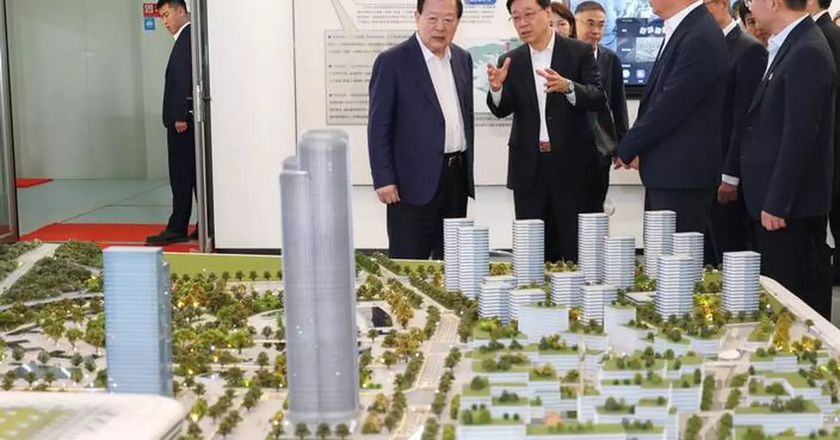 Xia Baolong Concludes Two-Day Inspection Visit to Hong Kong, Focuses on Port Development and Shipping Industry.