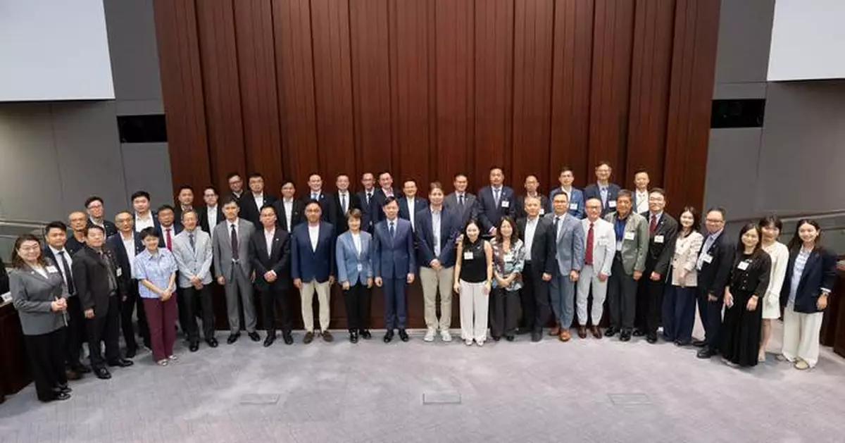 LegCo Members Discuss Community Development and Environmental Measures in Sai Kung and Central Districts
