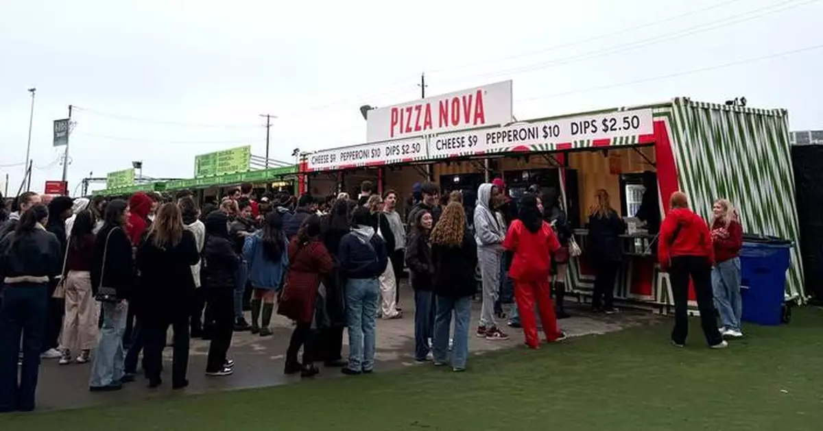 Pizza Nova Named the Official Pizza of Rogers Stadium in Toronto