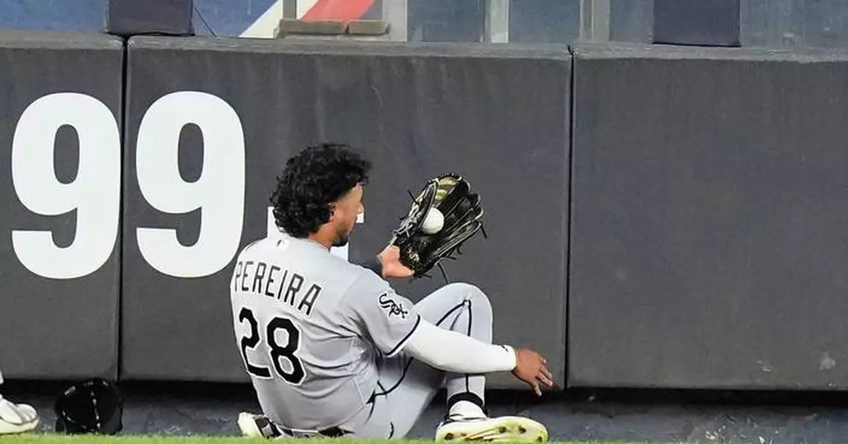 White Sox OF Pereira placed on 7-day concussion injured list after crashing into fence