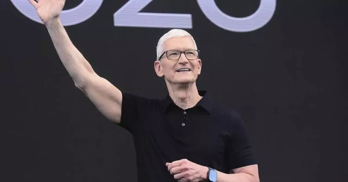 Apple unveils an upgraded Siri voice assistant with new AI features at its annual conference