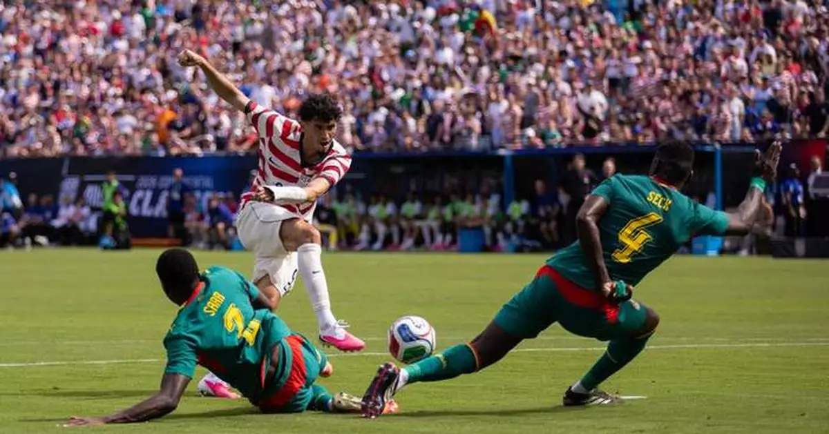 Pepi hung up on US coach last time, now watched his dad's tears of joy after making World Cup team