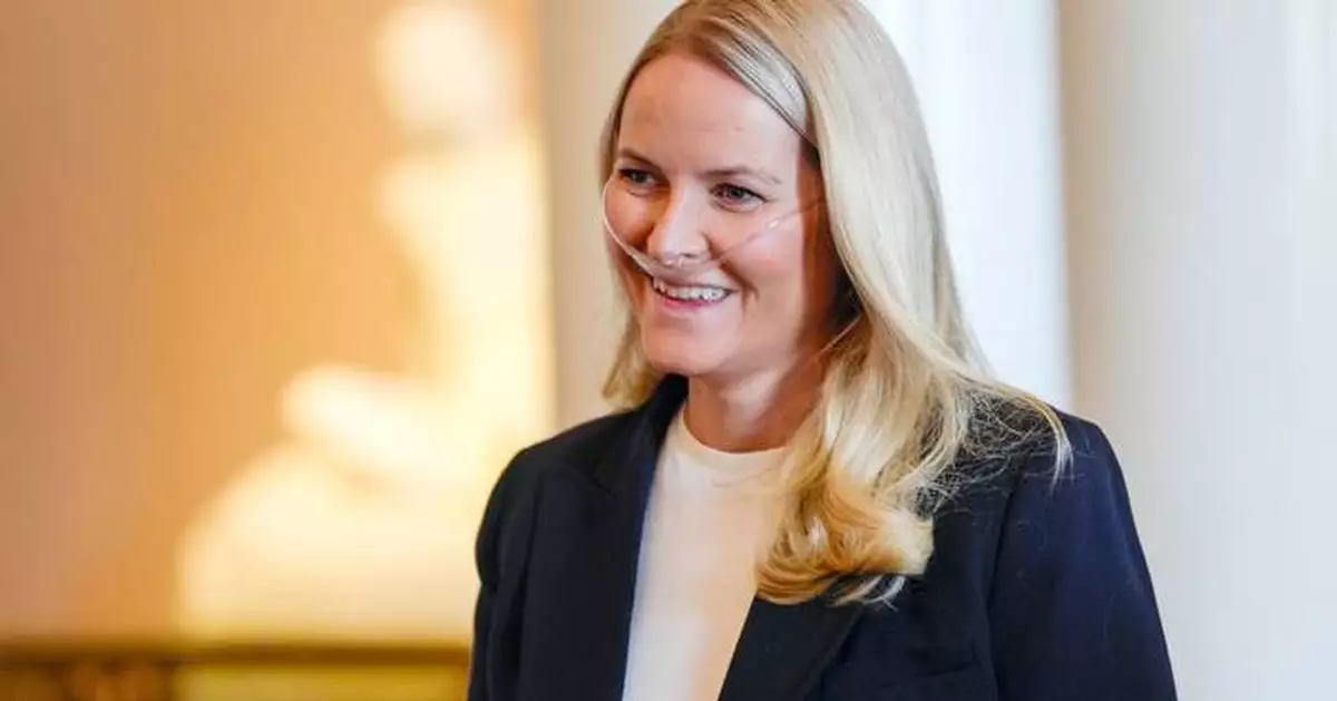 Norway's Crown Princess Mette-Marit has received a lung transplant