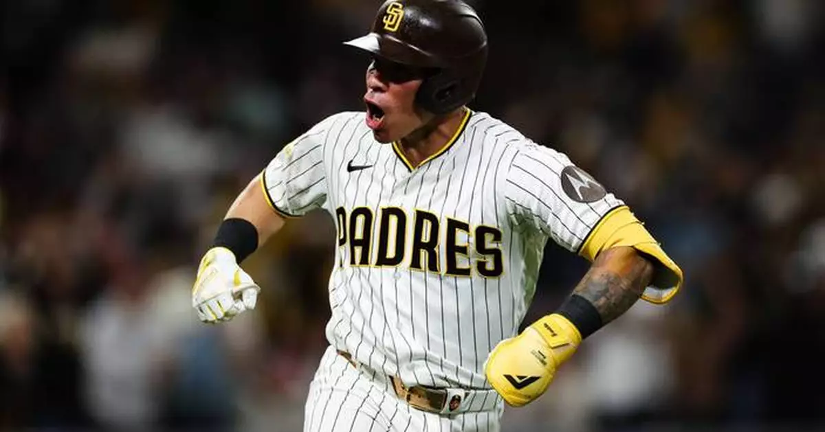 Freddy Fermin's first homer of season helps Padres halt 6-game slide with 3-2 win over Mets