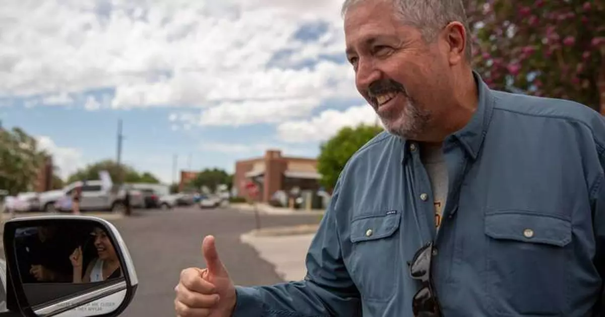 New Mexico voters choose party nominees for governor as revenue soars from oil boom