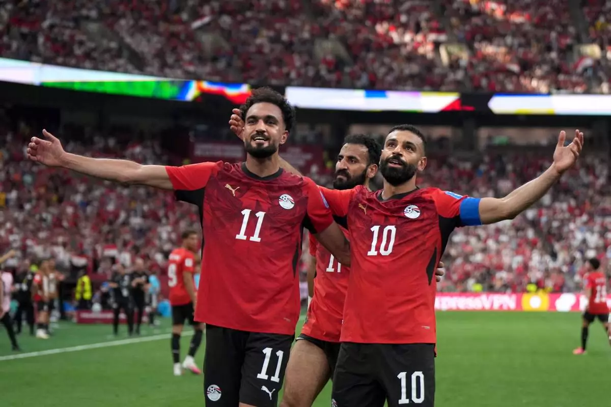 Salah scores and Egypt downs New Zealand 3-1 for a first World Cup victory