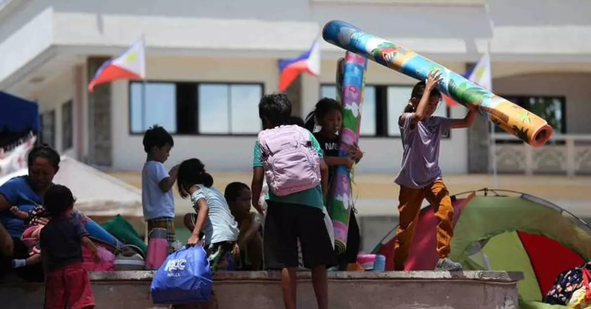 Aftershocks complicate Philippine recovery from quake that killed 45 and displaced thousands