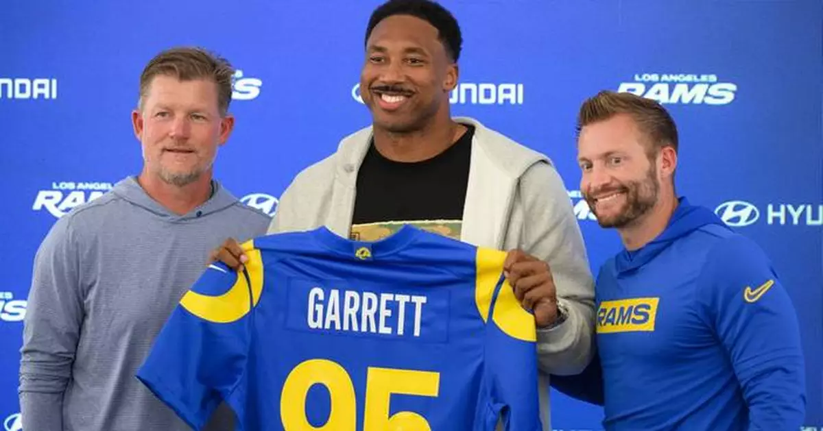 Sean McVay doesn't shoot down speculation on Aaron Donald returning to Rams alongside Myles Garrett