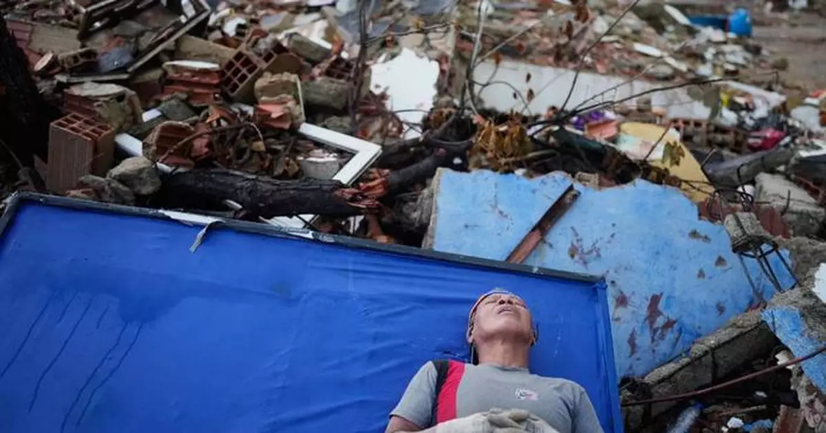 Aid workers warn of infectious diseases, overwhelmed hospitals after Venezuela quakes