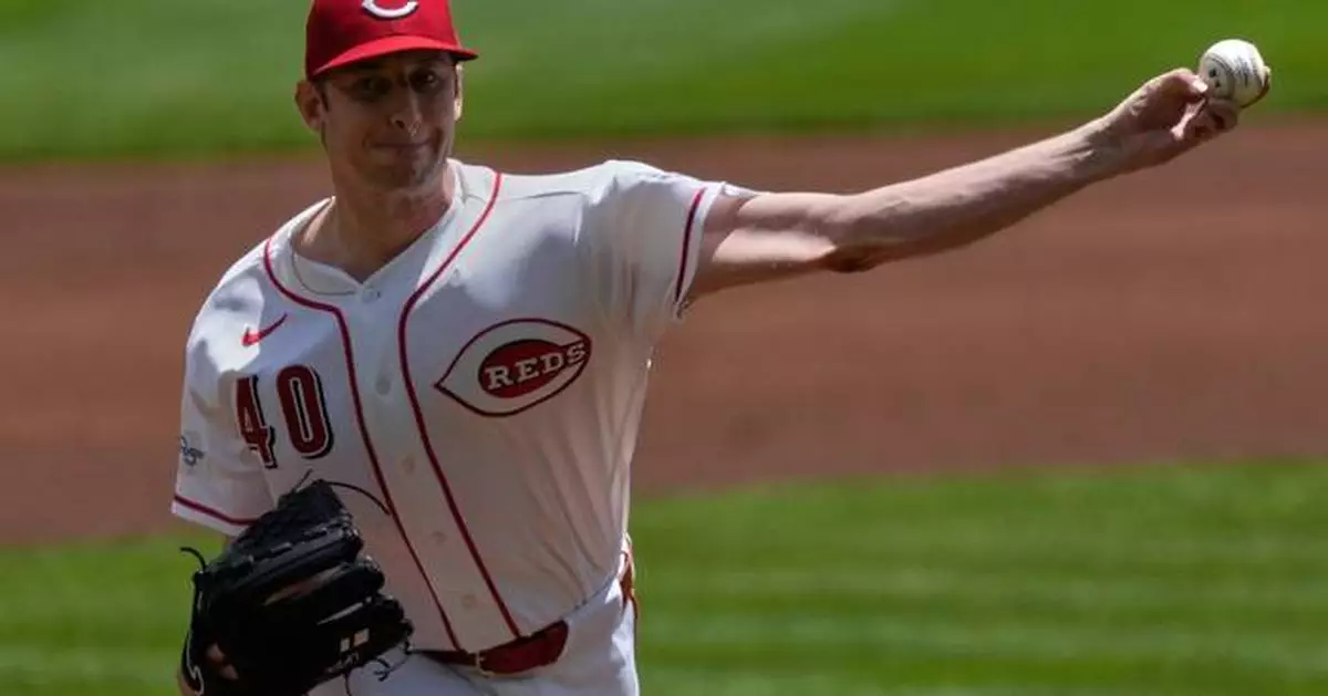 Eugenio Suárez homers, Reds overcome loss of Elly De La Cruz to hold off Braves 6-4