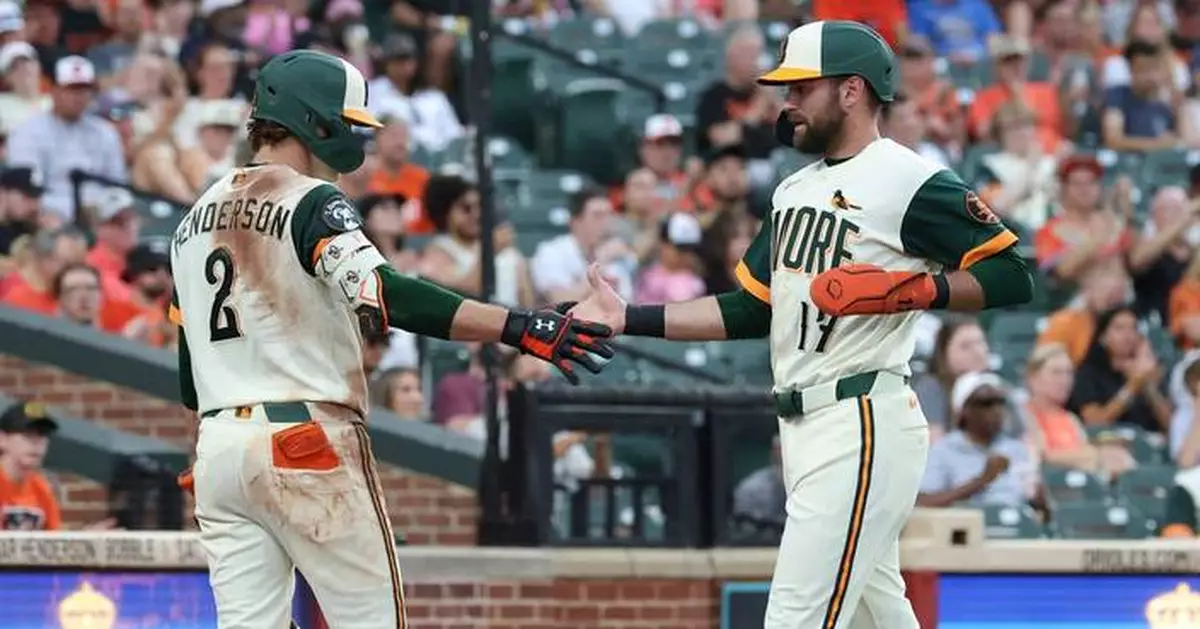 Henderson hits 100th career homer to help the Orioles beat the Padres