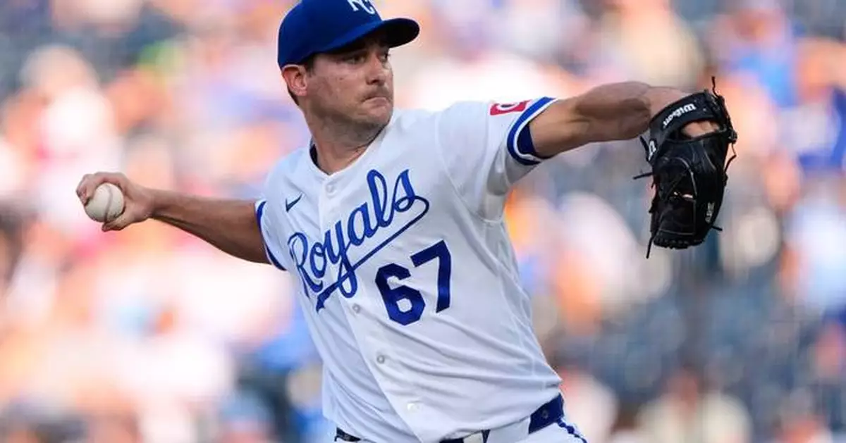 Royals' Seth Lugo leaves game after taking line drive to the head