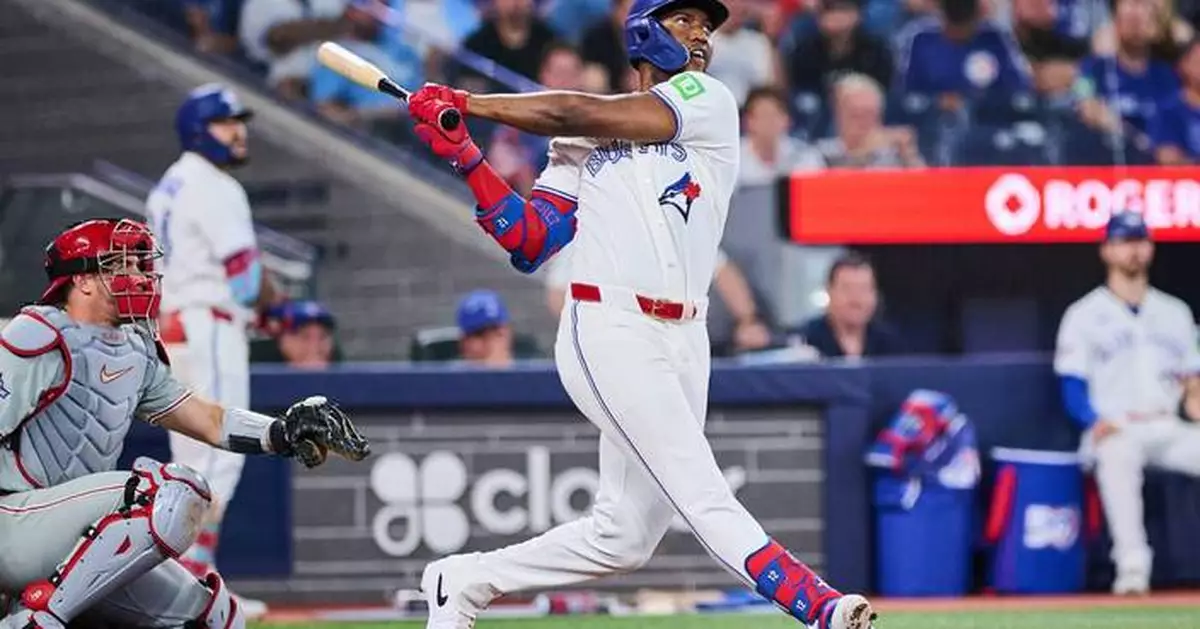 Valenzuela has winning hit as Blue Jays score twice off Duran in 9th, beat Phillies 3-2