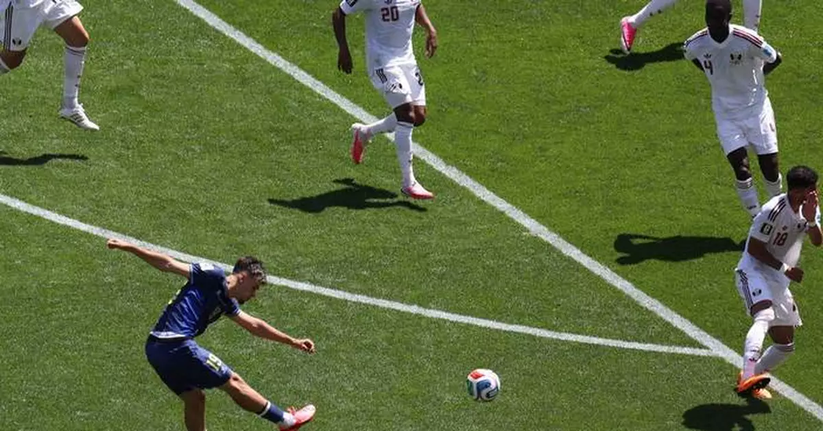 Bosnia-Herzegovina boosts chances of advancing at World Cup with 3-1 win over Qatar