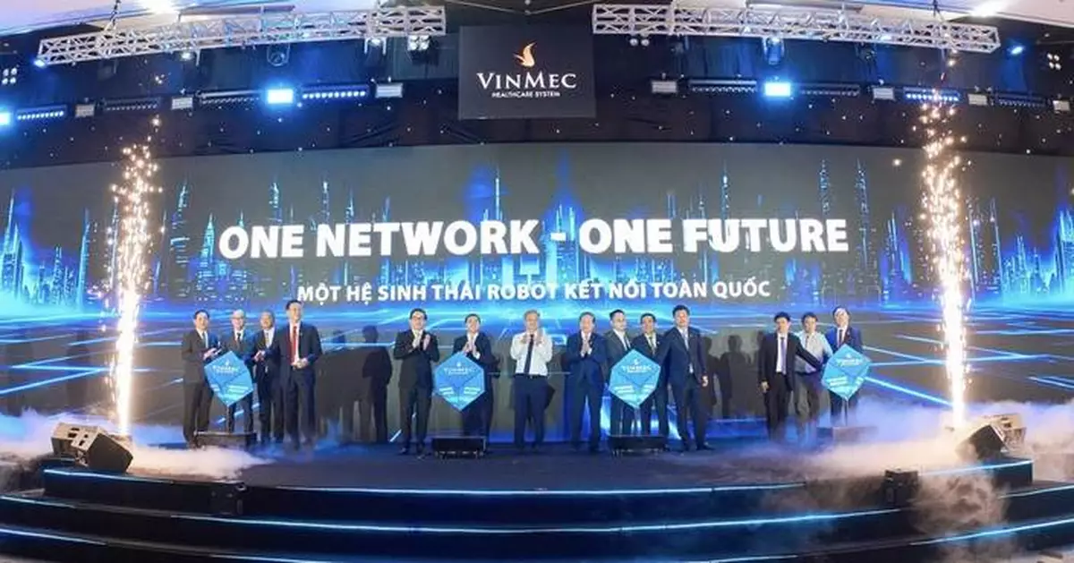 Vinmec Launches Vietnam's First Integrated High-Tech Robotic Surgery Network, Establishing the Country's First Multi-Connected Robotic Surgery Ecosystem