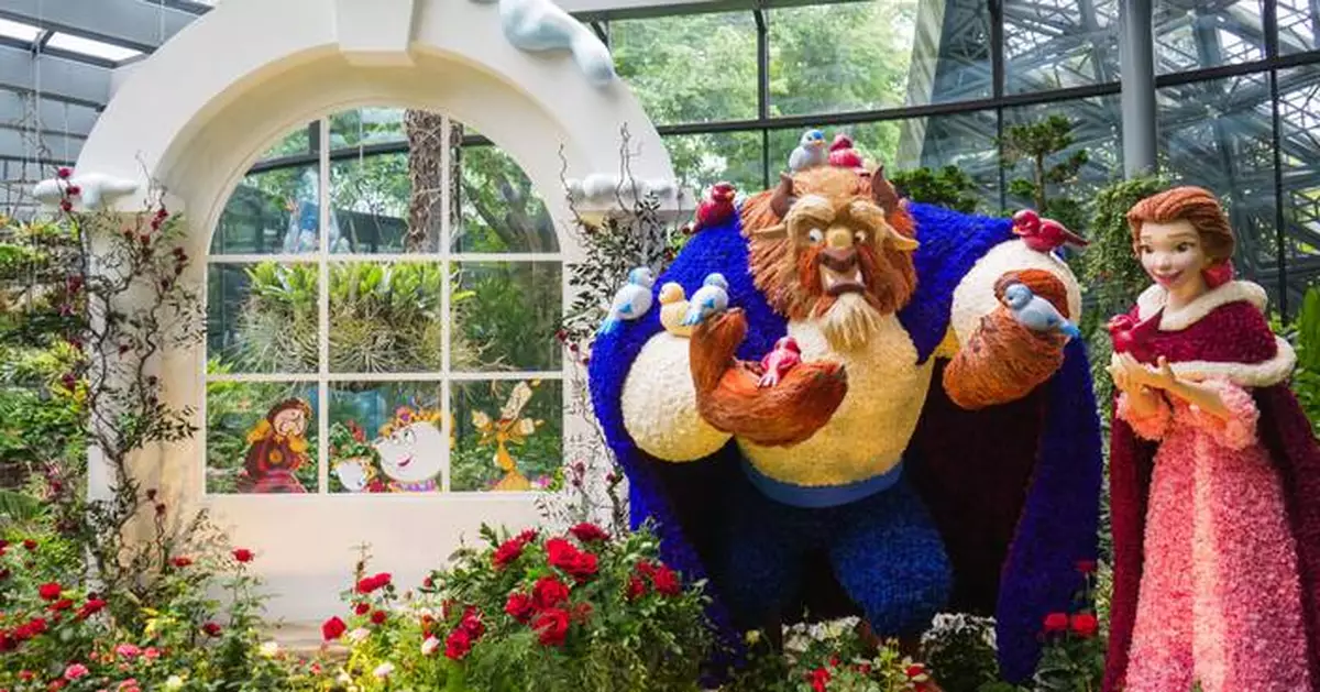 Disney Garden of Wonder blooms to life again at Singapore’s Gardens by the Bay with all-new character topiaries