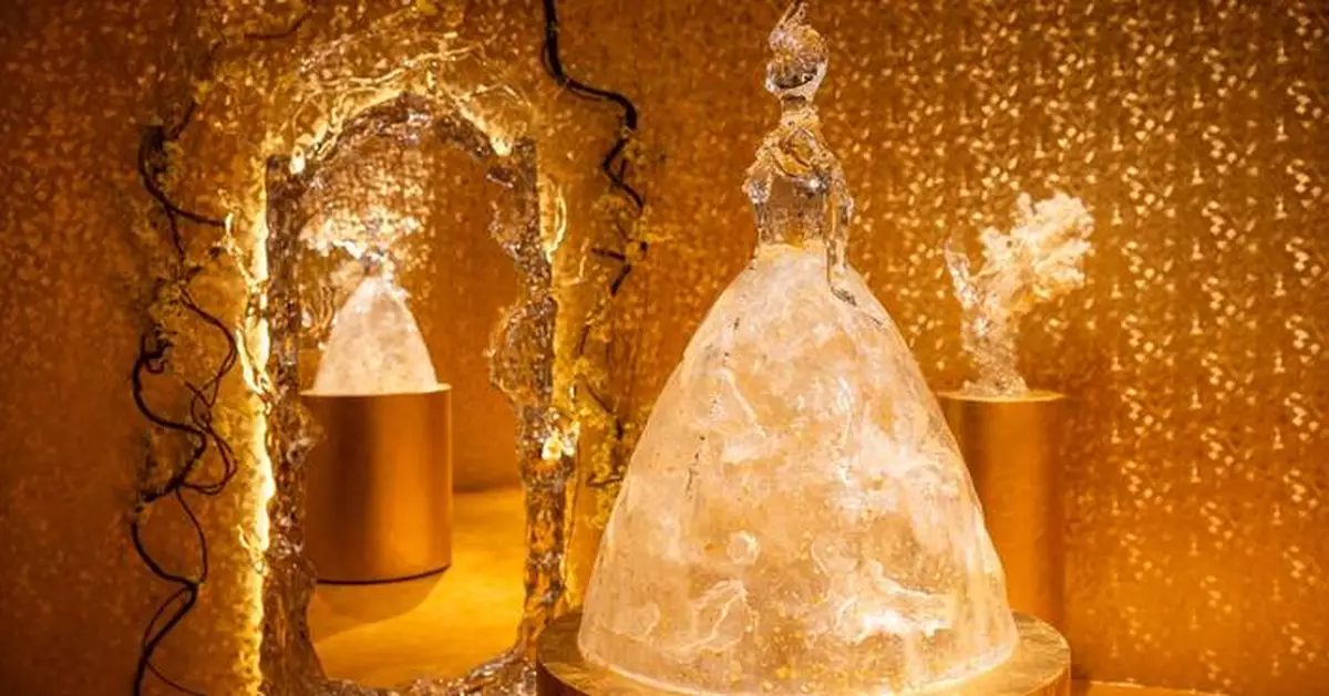 Crystalline in Radiance: GalaxyArt Illuminates the Art of Translucence