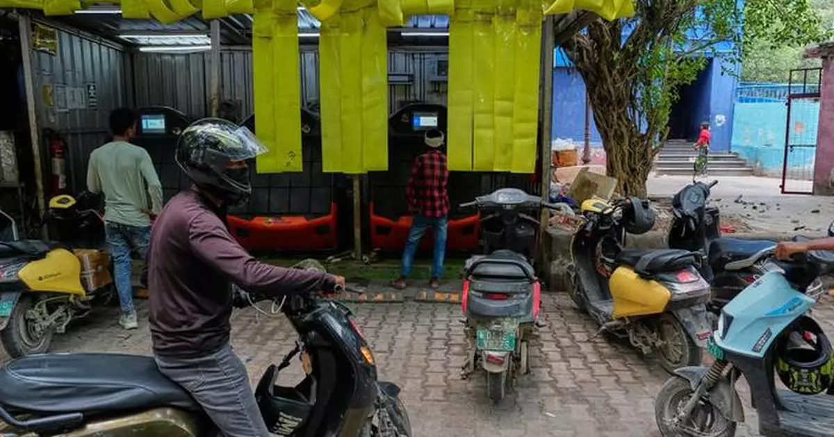 India's capital part of aggressive electric vehicle targets in bid to curb air pollution