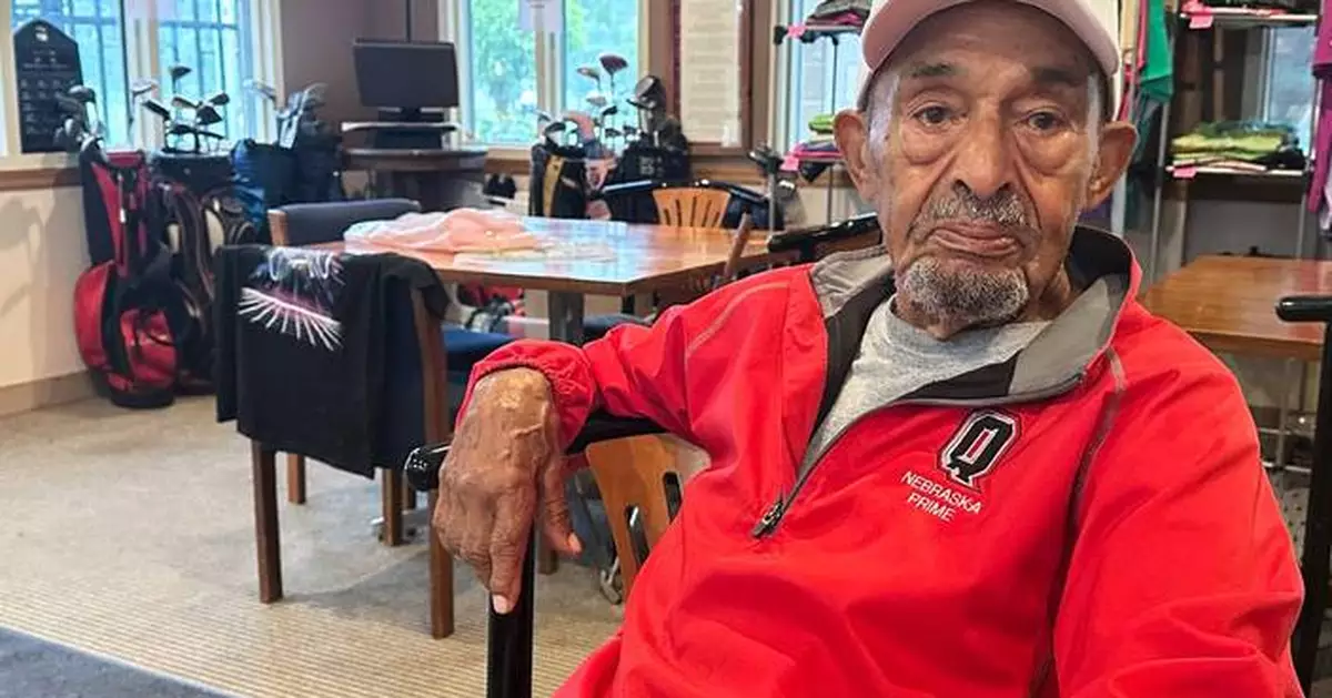 103-year-old Omaha man discovers passion for golf late in life, still chases birdies and beats pals