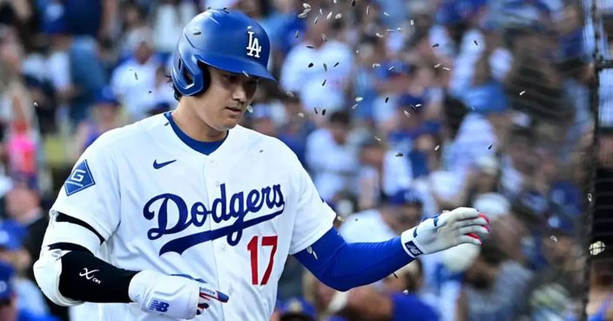 Ohtani’s bat stays hot, but his next bullpen session waits on 2 aching spots