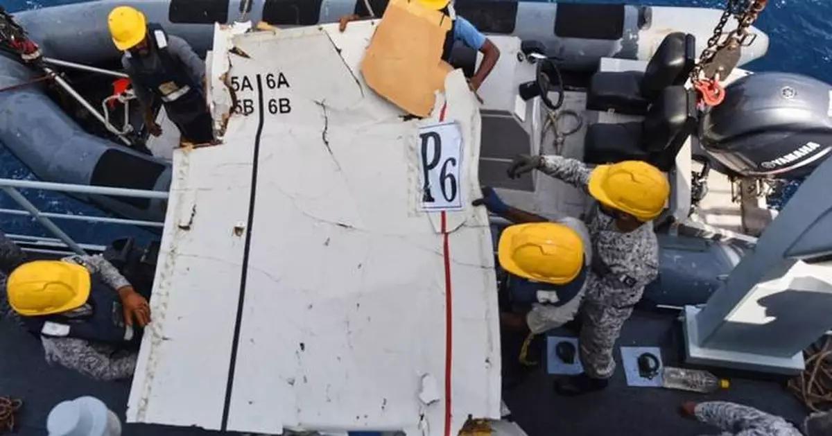 Cargo plane wreckage found off Pakistan's coast as search continues for 5 missing crew