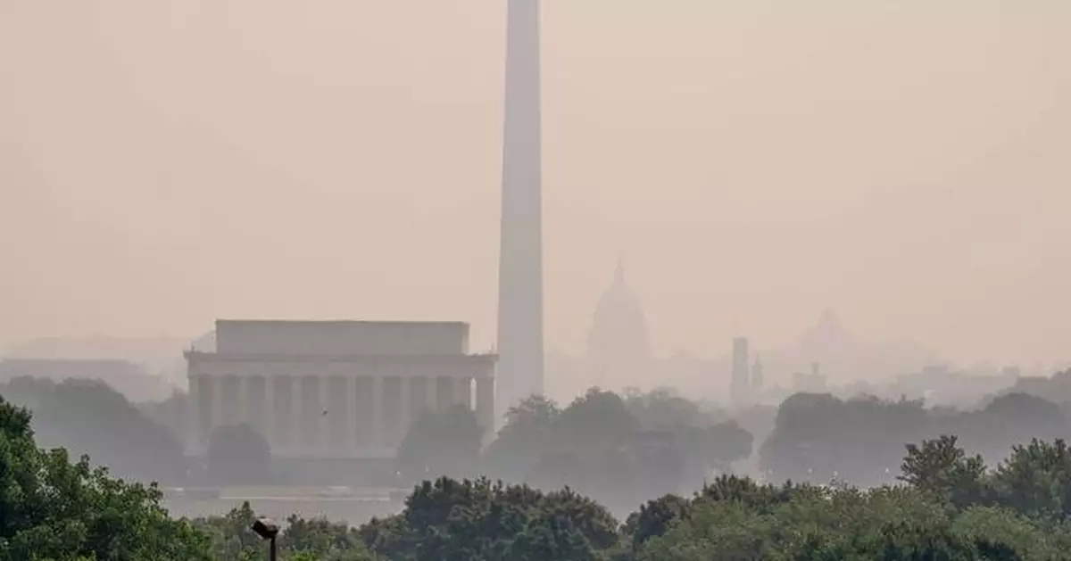Wildfire smoke from Canada and Minnesota pushes farther into the US and engulfs DC in haze
