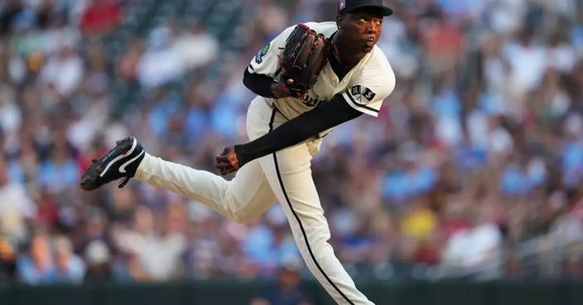 Twins' Paredes scratched minutes before start with oblique strain