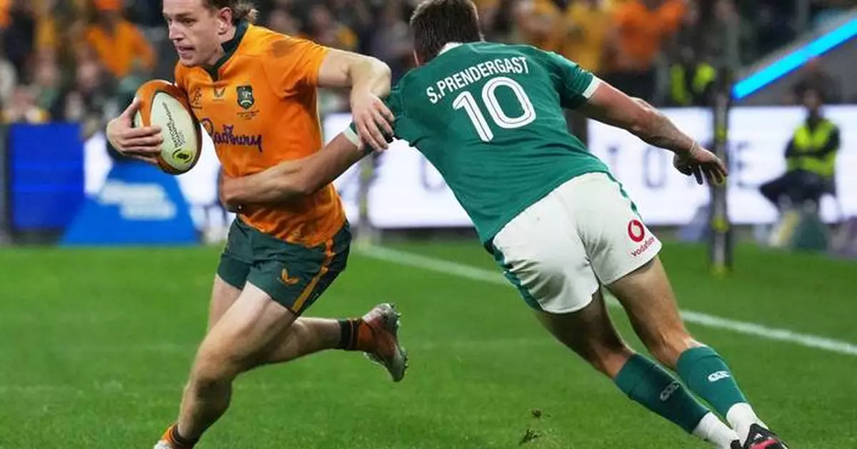 Late Clarkson try earns Ireland a Nations Championship win in Sydney