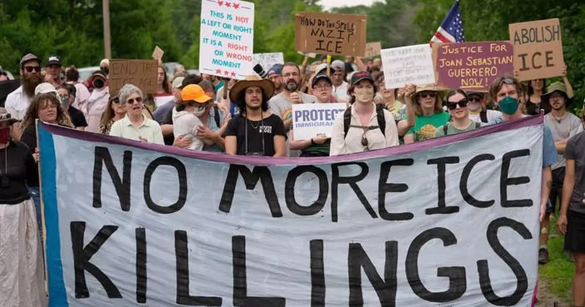 Maine protests after ICE fatally shoots a motorist, in photos
