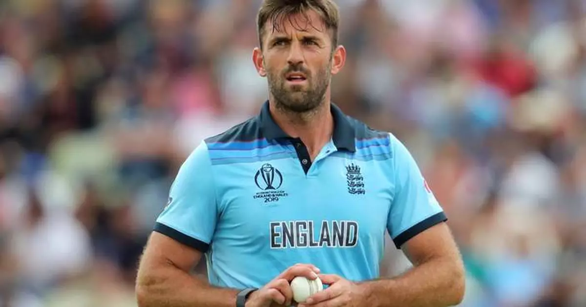 English cricket standout Liam Plunkett is giving baseball a try with Oakland's minor league team