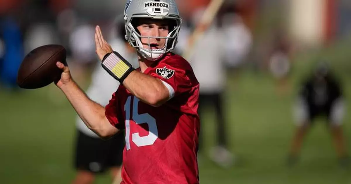 Kubiak opens Raiders camp with Cousins atop QB depth chart and Mendoza pushed to compete