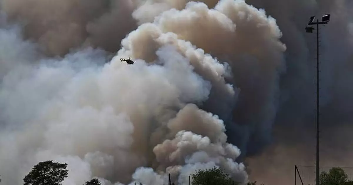 French wildfire created a monster cloud, unleashing lightning that ignited more fires