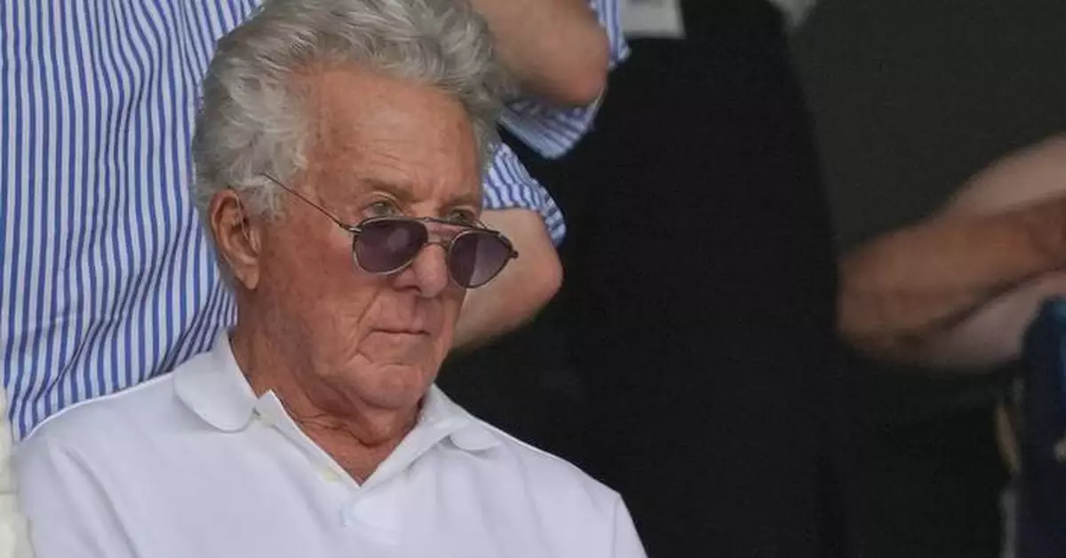 Dustin Hoffman and 'cricket royalty' Sachin Tendulkar among celebrities at Wimbledon