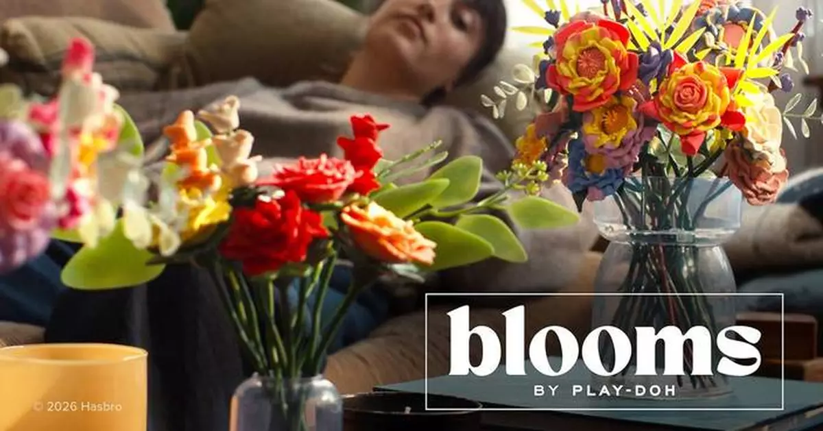 Hasbro Introduces Blooms by Play-Doh, A New Creative Experience Designed for Adults