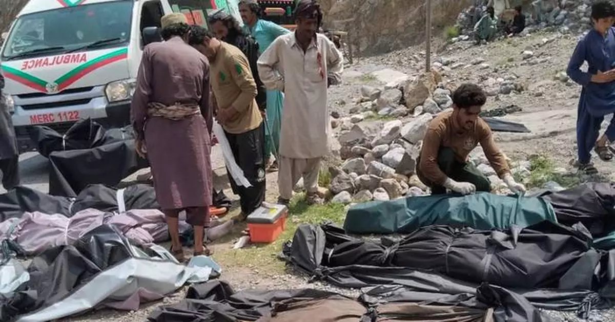 Overcrowded bus plunges into ravine in southwest Pakistan, killing 40 passengers and injuring 8