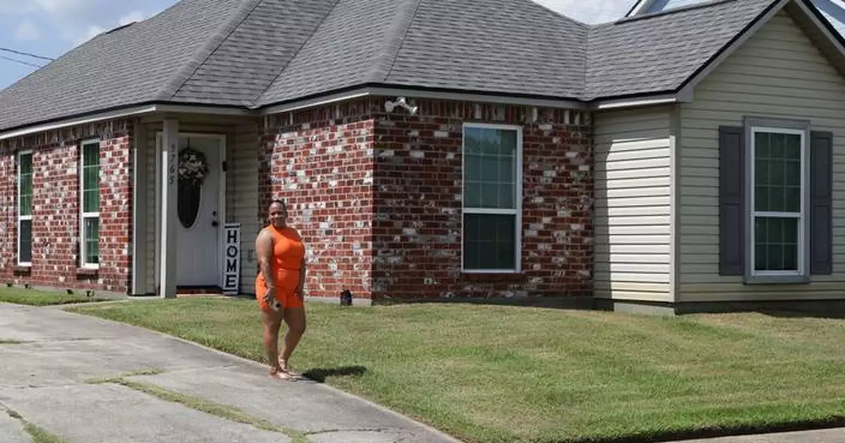 FHLB Dallas and Gulf Coast Bank &amp; Trust Help Baton Rouge, Louisiana, Woman Become a First-Time Homeowner with $20K Grant