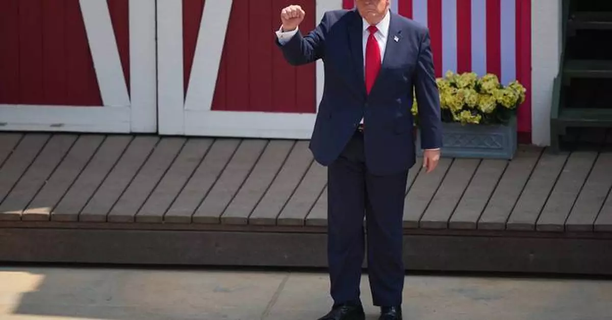 Trump and Republicans return to communist attacks against Democrats ahead of the midterm elections