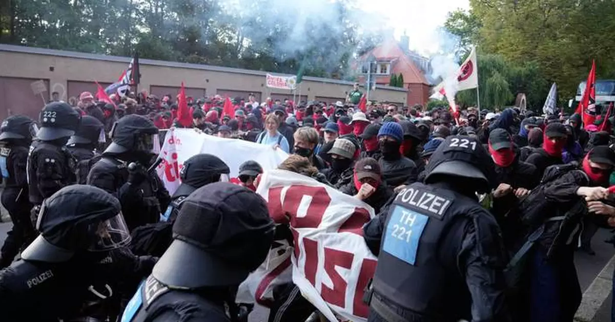Far-right Alternative for Germany party elects leaders as protesters and police clash