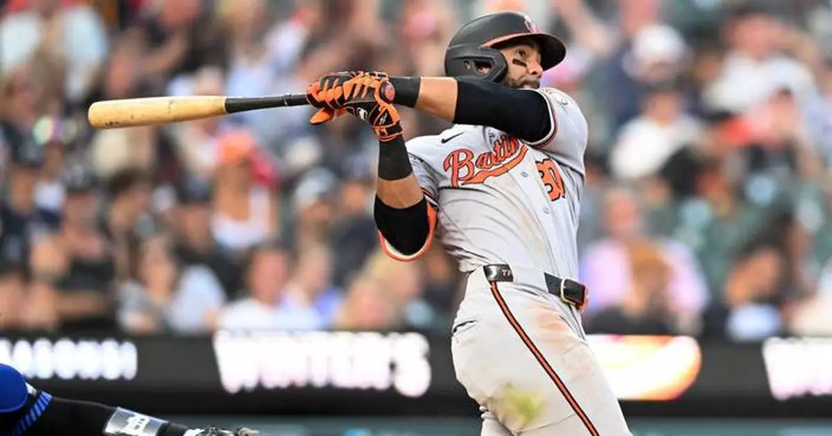 Holliday's 4 hits, Orioles' 3 homers leads to an 8-5 victory over the Tigers