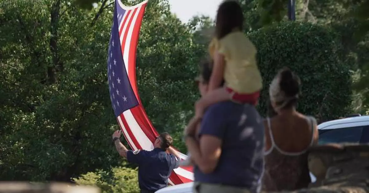 Memorial service to honor firefighters killed on Colorado-Utah border