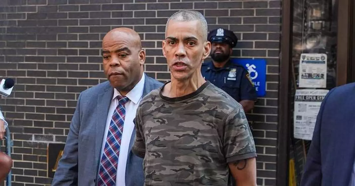 NYC stabbings suspect arrested on hate crime charge in 1 attack, but not a 2nd
