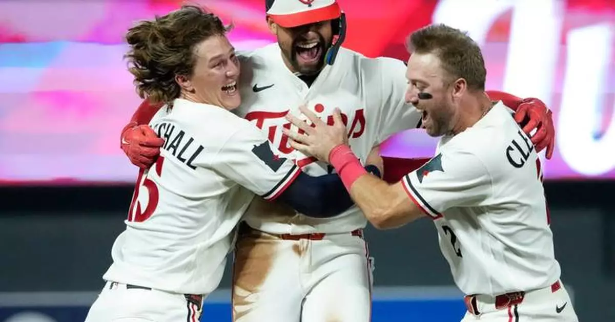 Royce Lewis hits walk-off triple as Twins rally past Royals 3-2 after Buxton exits with sore hip