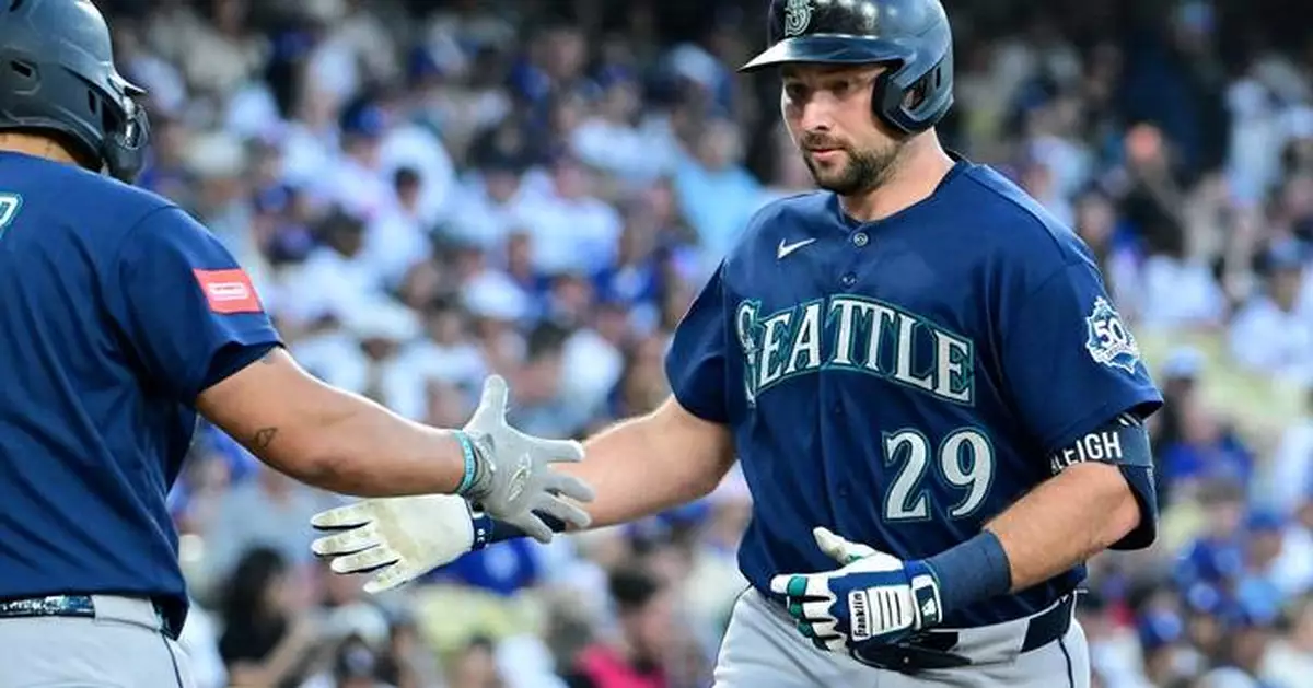 Dominic Canzone’s 2-run homer in the 8th lifts the Mariners over the Dodgers 7-6