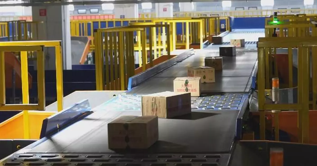 China's express delivery volume for this year surpasses 100 bln as of June 30