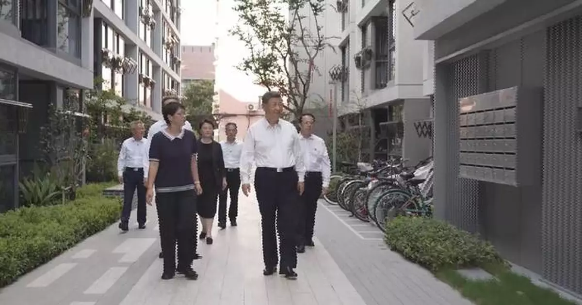 Xi stresses high-quality urban renewal in building modernized cities