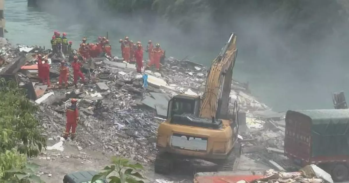Xi urges scientific search and rescue efforts after Chongqing landslide